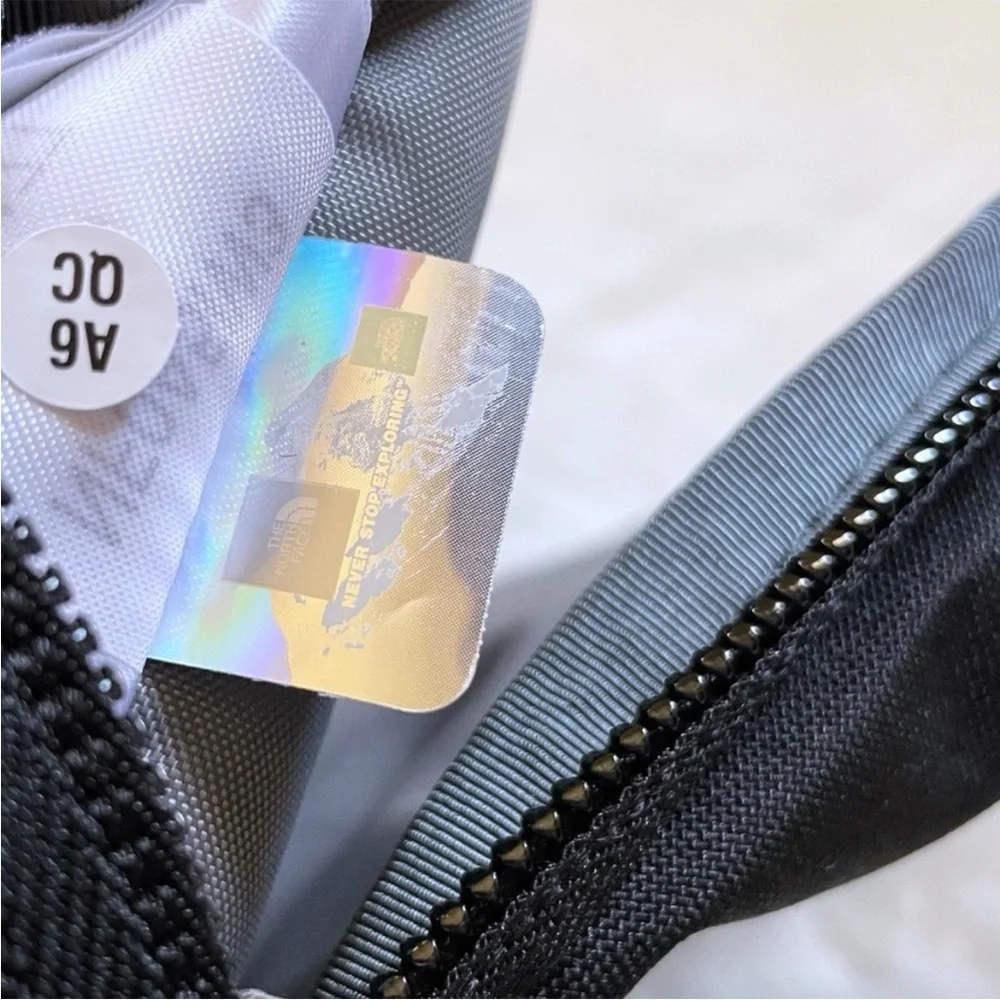 The North Face Unisex Jester 28 Liter Backpack - Picture 7 of 7